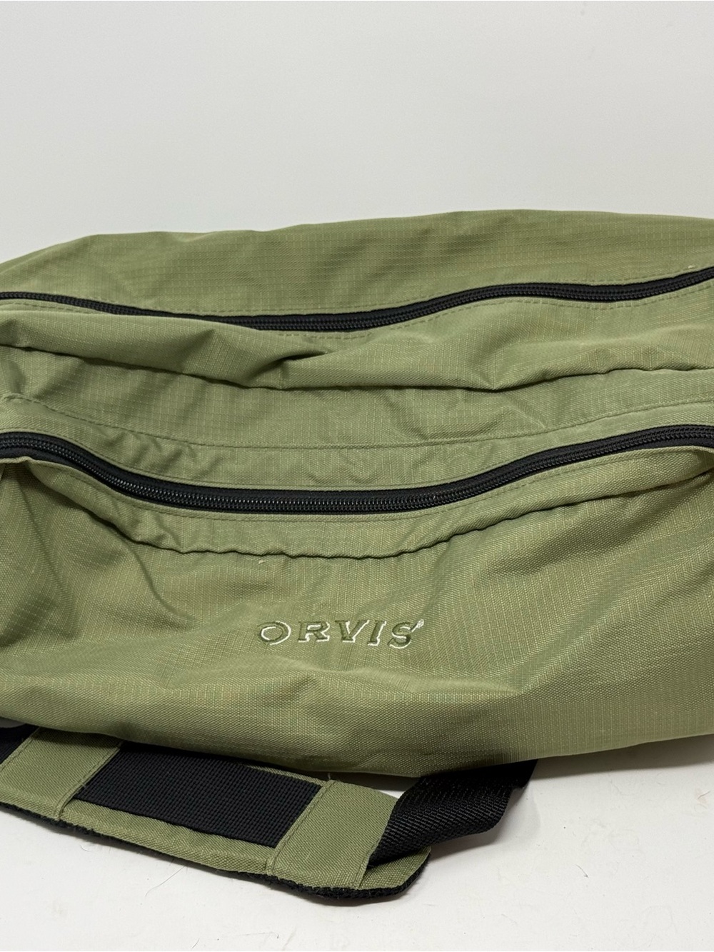 Orvis Fly Fishing Gear Bag – Holds 3 Rod Tubes